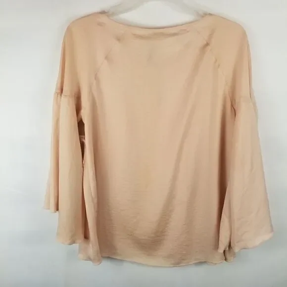 HINGE "DESIGNED IN SEATTLE" LIGHT PINK BELL SLEEVE - Picture 12 of 15